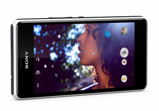 8_Xperia_E1_White_Front_Horizontal