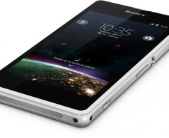 Unterwassergeeignetes Megapixel Smartphone – Sony zeigt auf der CES das Xperia Z1 Compact